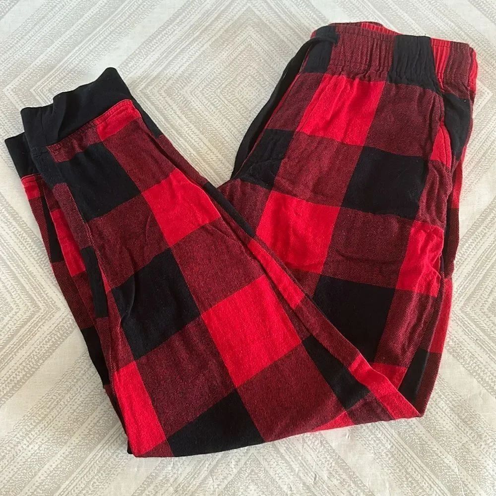 Old Navy Women’s Red & Black Check Pajama Pants - Size S